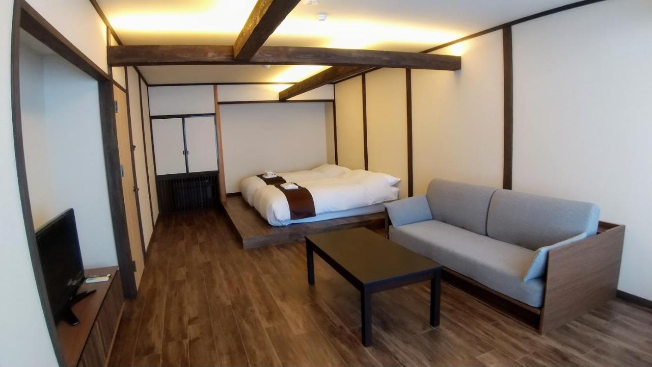 伊东 一枝铅笔旅馆酒店 外观 照片